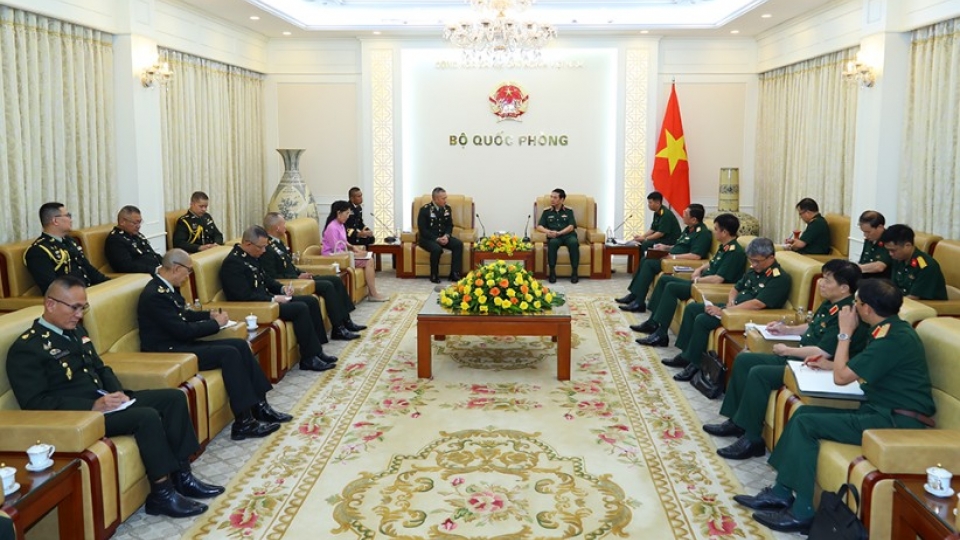 General Phan Van Giang hosts Chief of Defence Forces of Thailand in Hanoi